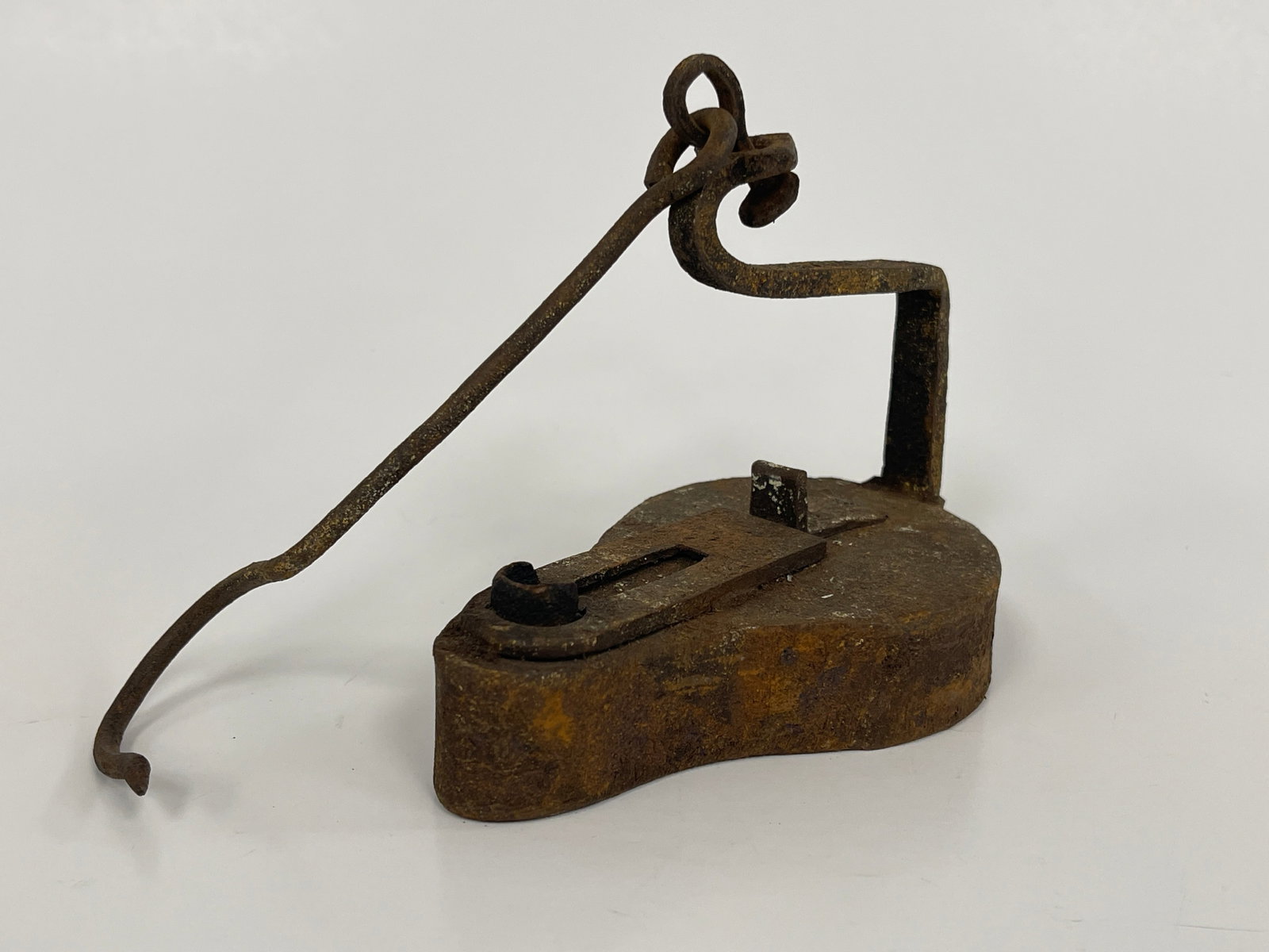 INTERESTING CAST IRON BETTY LAMP W/ ORIGINAL HOOK: INTERESTING CAST IRON BETTY LAMP W/ ORIGINAL HOOK