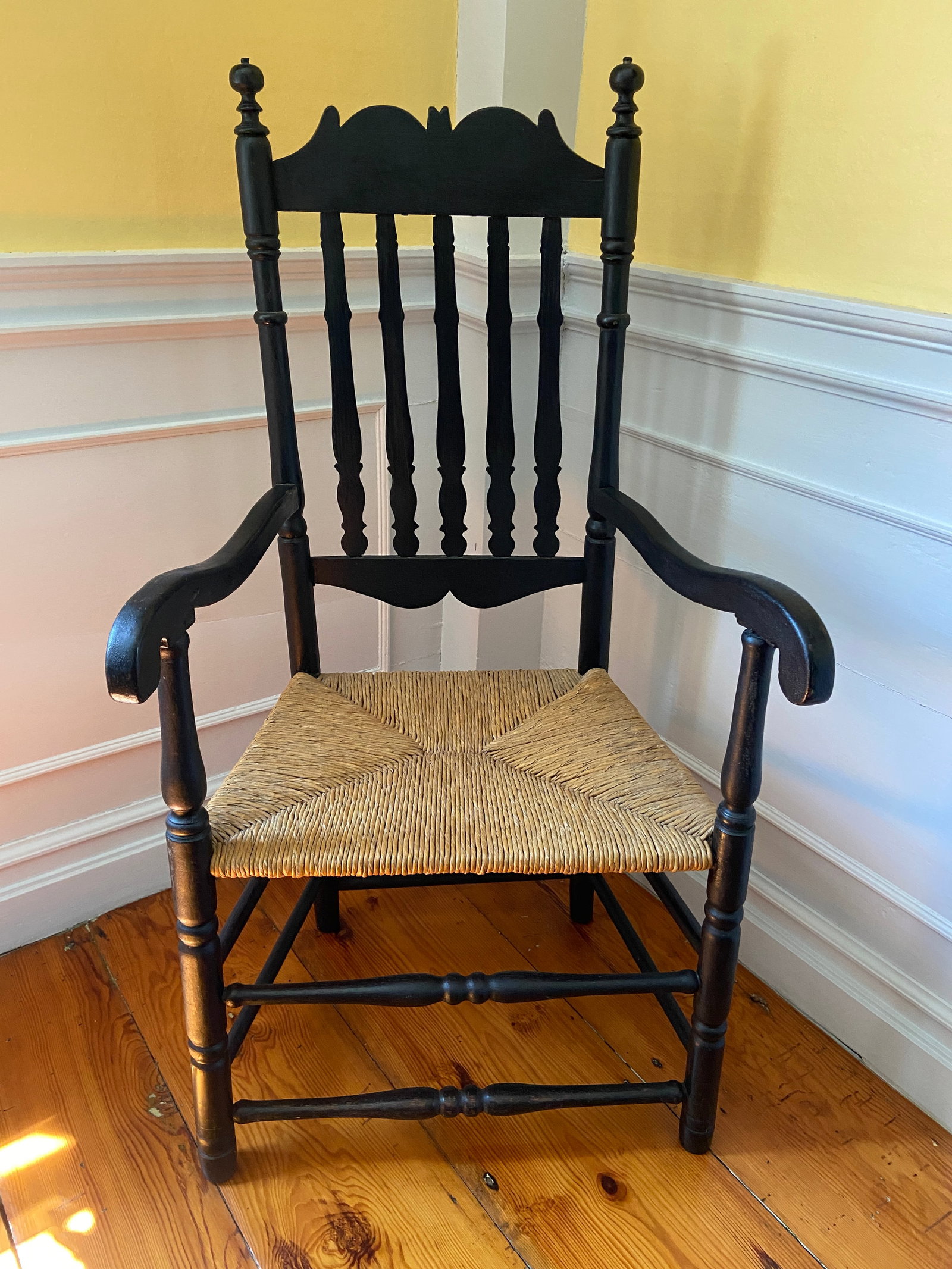 18TH C BLACK PAINTED ARMCHAIR: 18TH C WILLIAM AND MARY BLACK PAINTED ARMCHAIR 24"W X 46" H 18"S