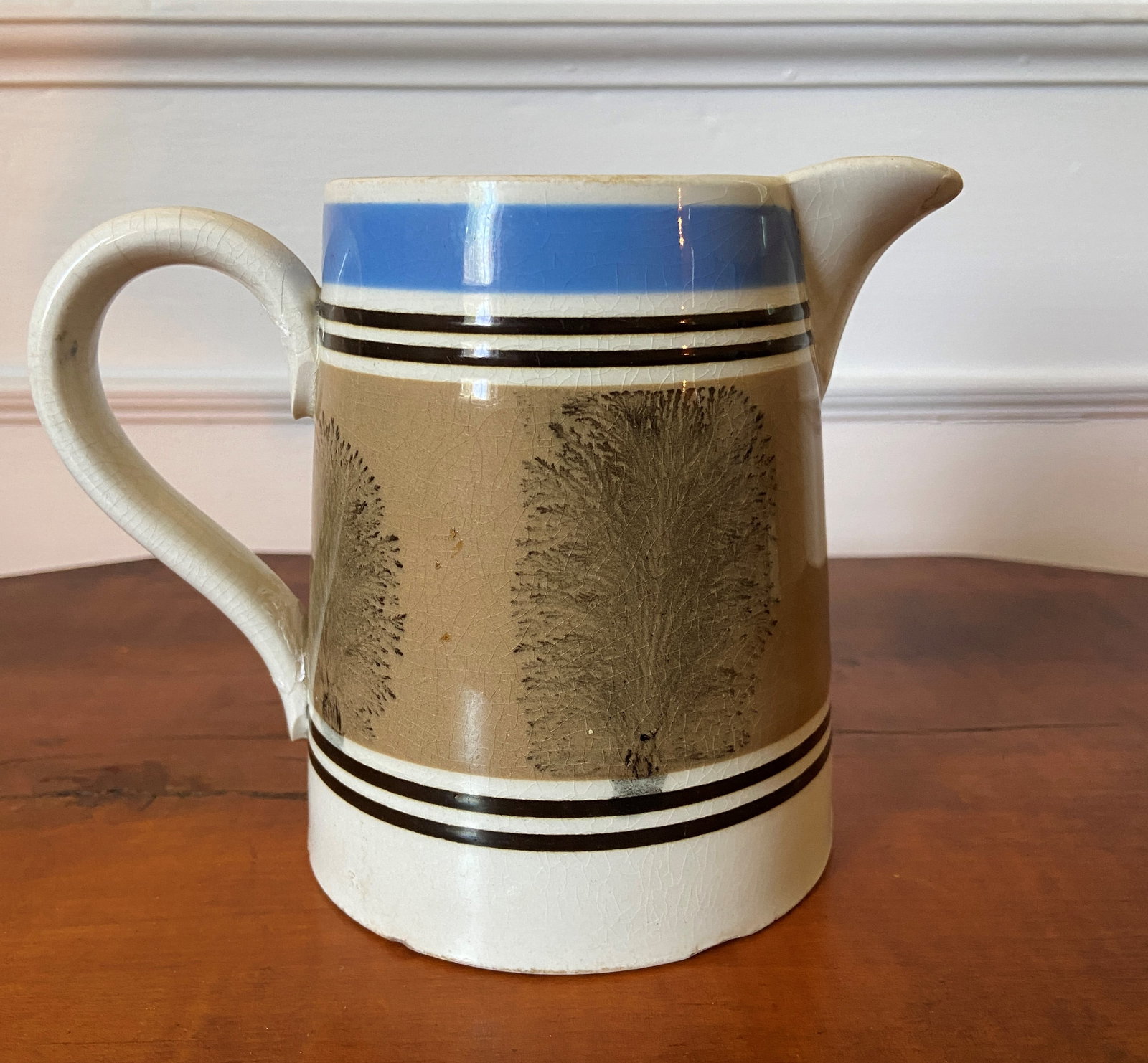 MOCHAWARE PITCHER WITH BLUE STRIPE AND SEAWEED PATTERN (1 of 5)