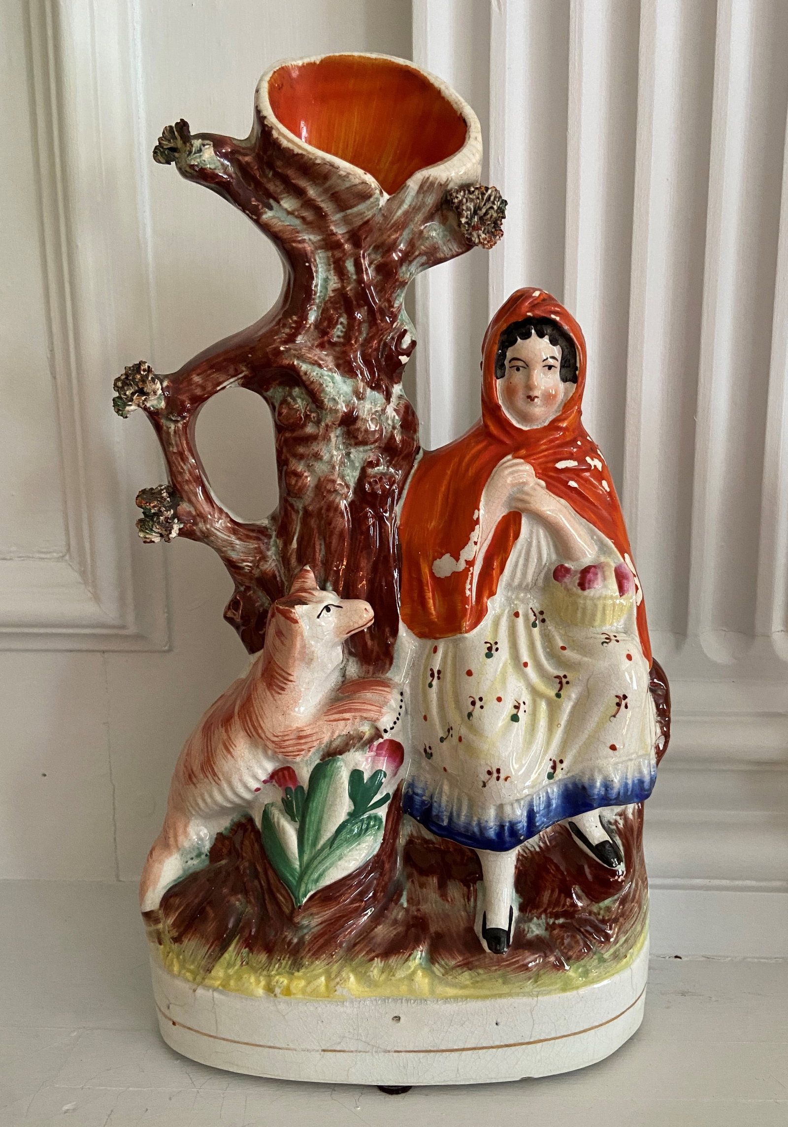 DECORATIVE VASE OF HOODED WOMAN AND FOX STAFFORDSHIRE: DECORATIVE STAFFORDSHIRE VASE OF HOODED WOMAN AND FOX
