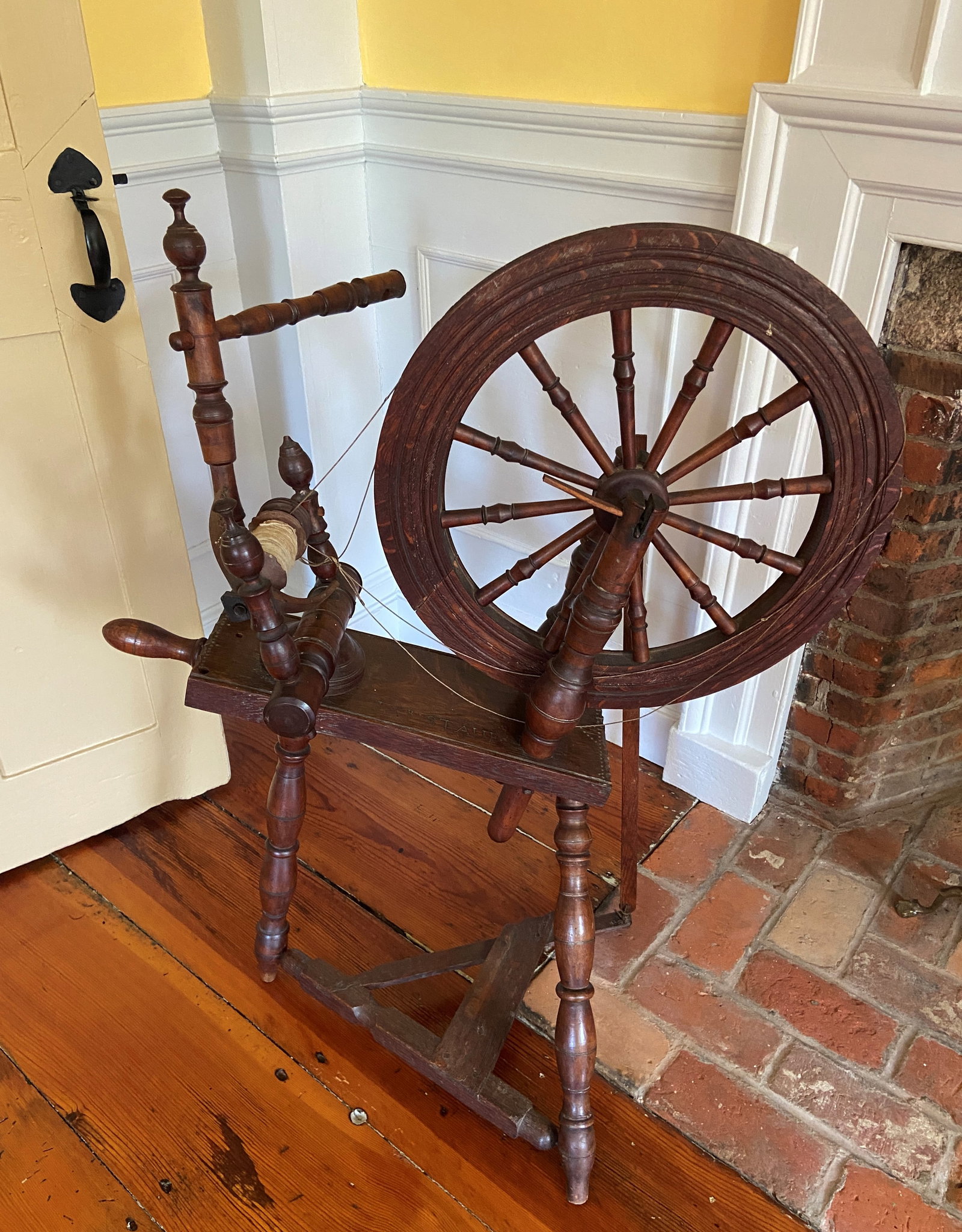 JA STAUB SPINNING WHEEL WITH CHIP CARVINGS (1 of 2)