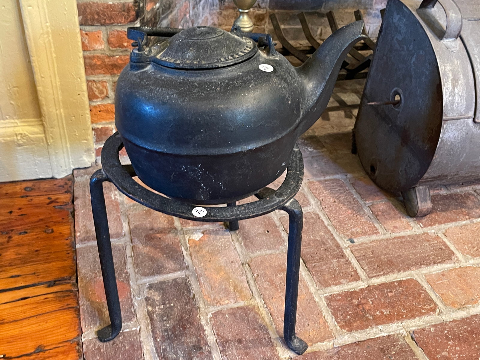 18TH C. IRON TRIVET & POT: 18TH C. IRON TRIVET & POT 12" X 12"