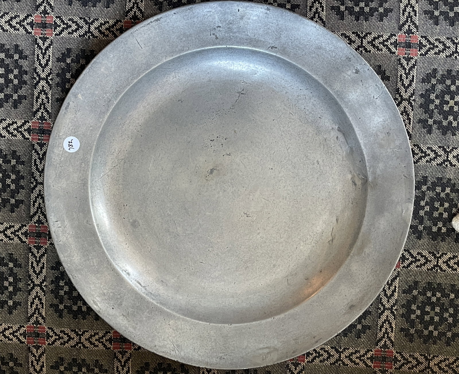 EARLY PEWTER CHARGER CIRCA 1780: EARLY PEWTER CHARGER CIRCA 1780 16"