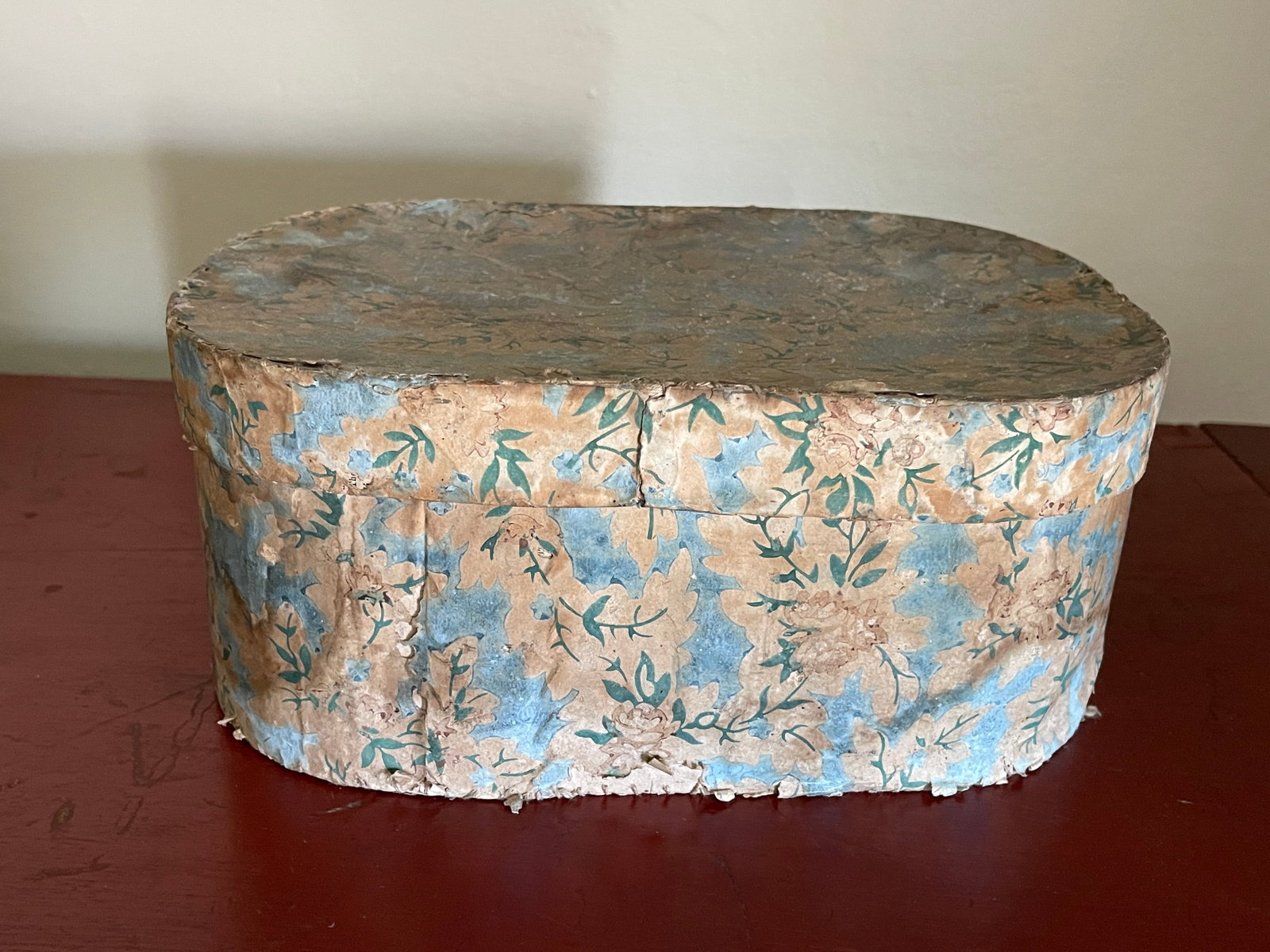 WALLPAPER BOX SMALL: WALLPAPER BOX SMALL 11" X 5" X 8"