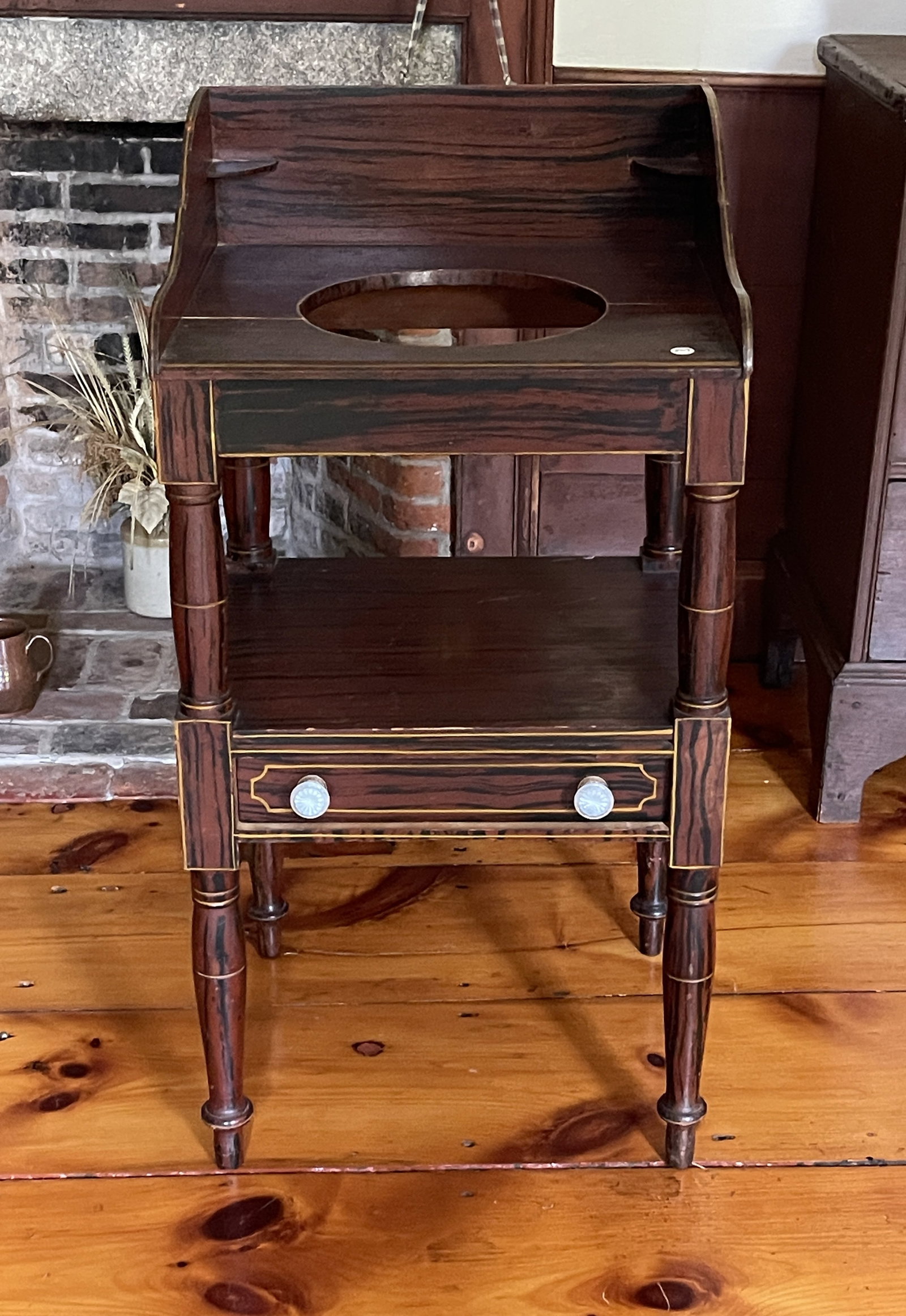 GRAIN PAINTED WASHSTAND: GRAIN PAINTED WASHSTAND 18" X 17" X 36"