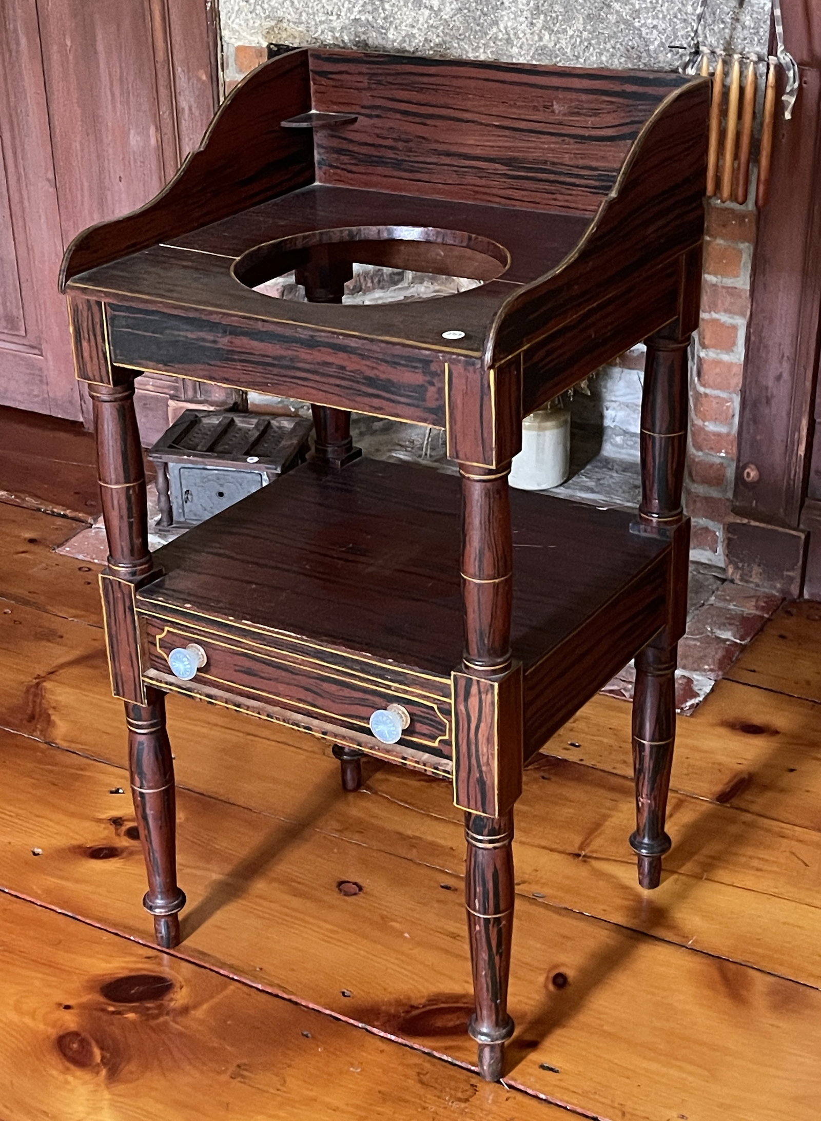 GRAIN PAINTED WASHSTAND - 2