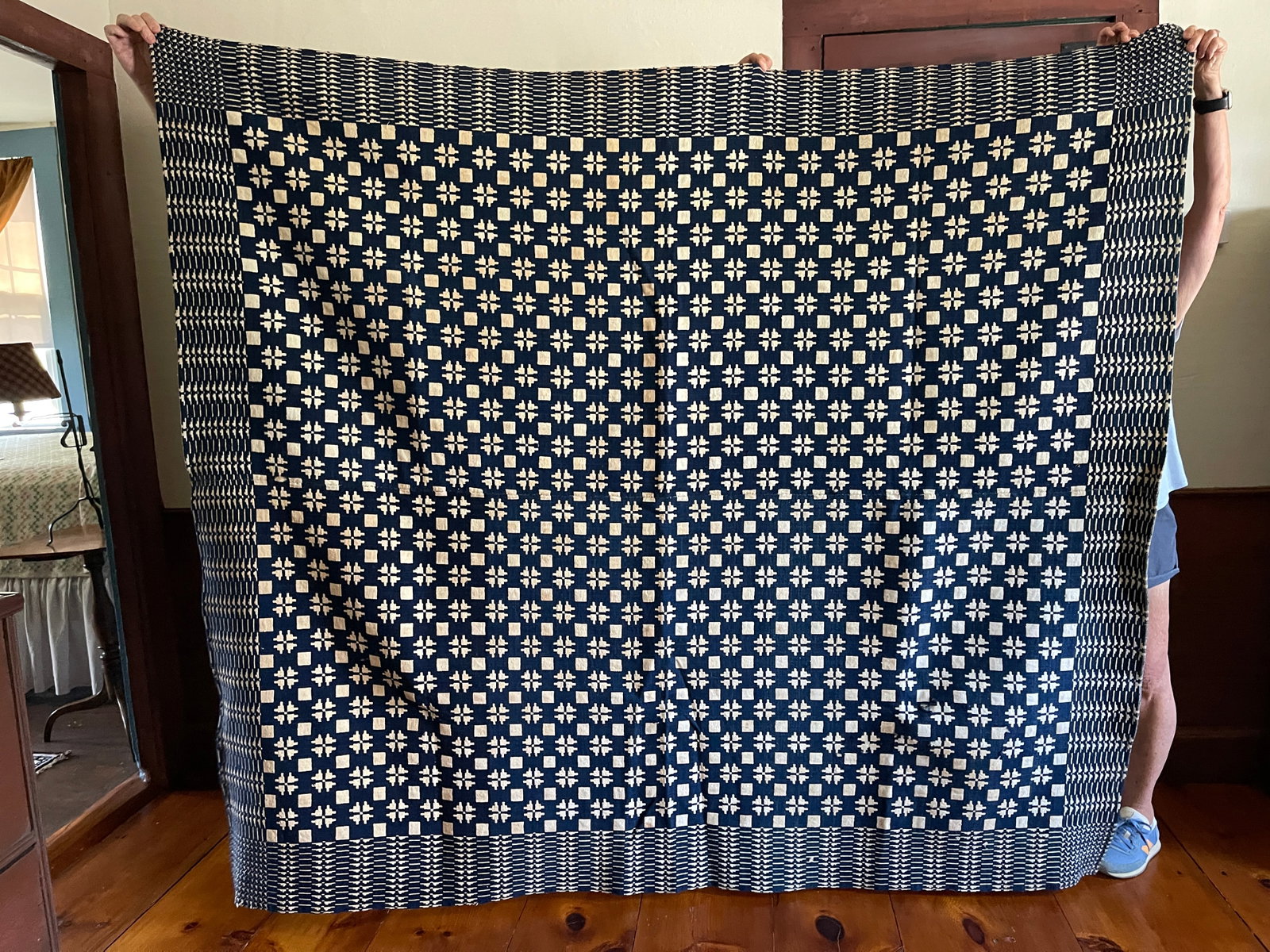 BLUE AND WHITE COVERLET: BLUE AND WHITE COVERLET 72" X 80"