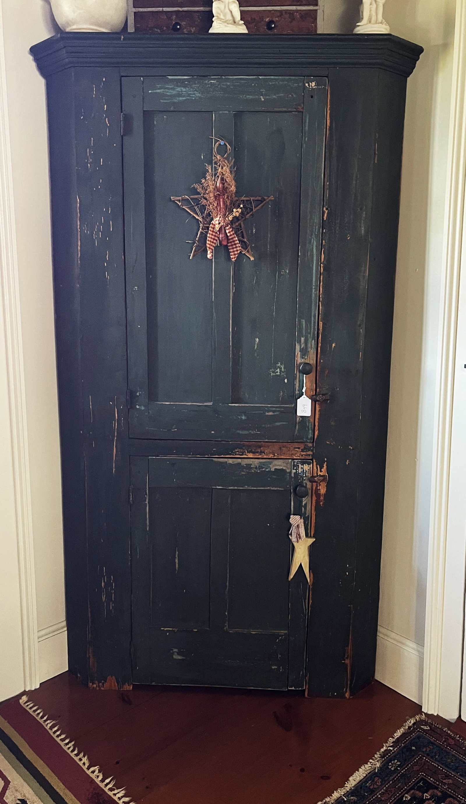 PAINTED TWO DOOR CORNER CUPBOARD: PAINTED TWO DOOR CORNER CUPBOARD RAISED PANEL DOORS 40" X 68"