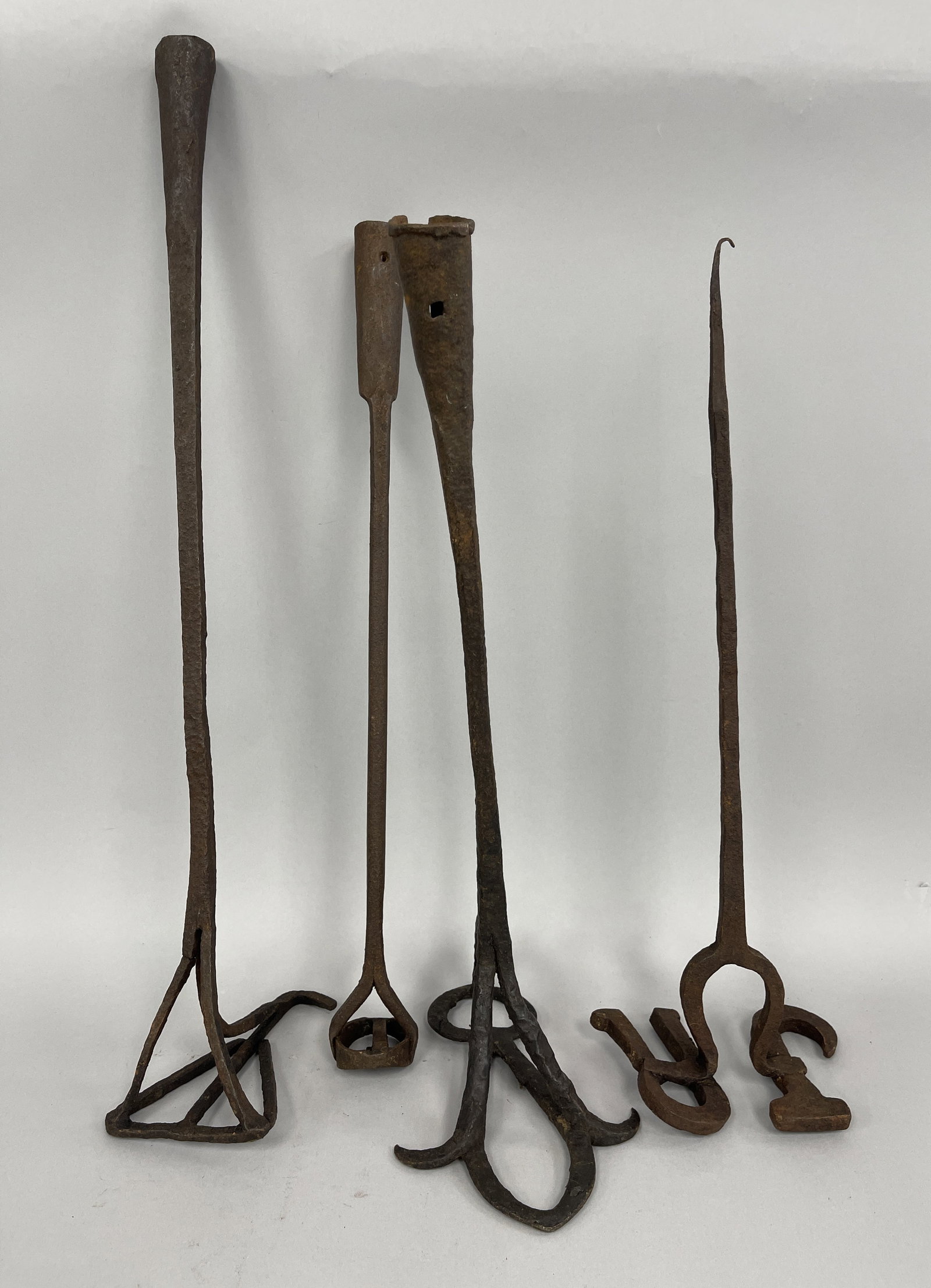 LOT OF FOUR IRON BRANDING IRONS (1 of 3)