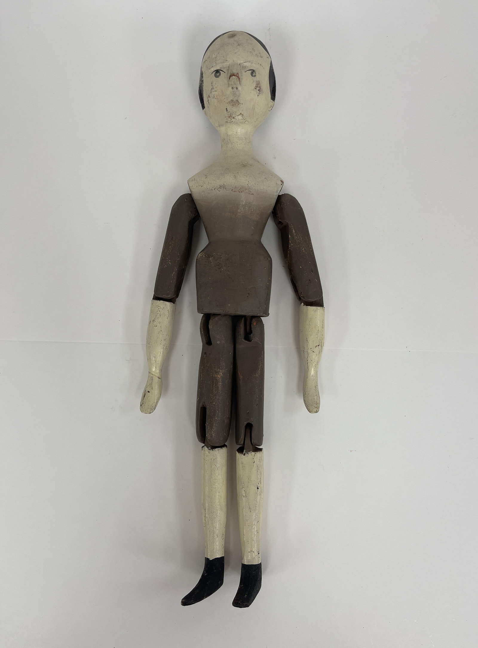 CARVED WOOD "PENNY DOLL" IN GREAT OLD PAINT (1 of 4)