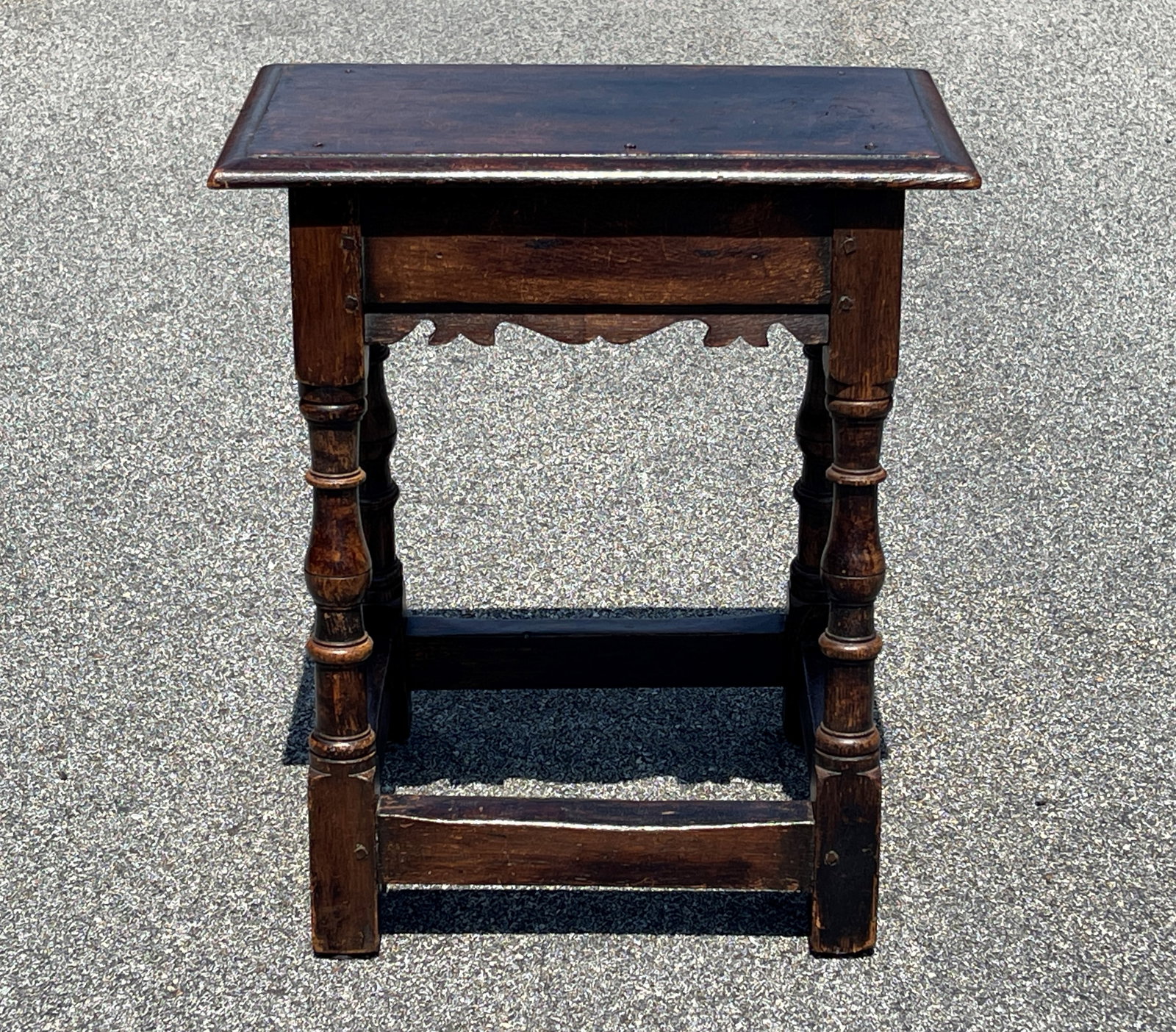 OAK JOINT STOOL, TURNED LEGS ,CARVED SKIRT (1 of 6)