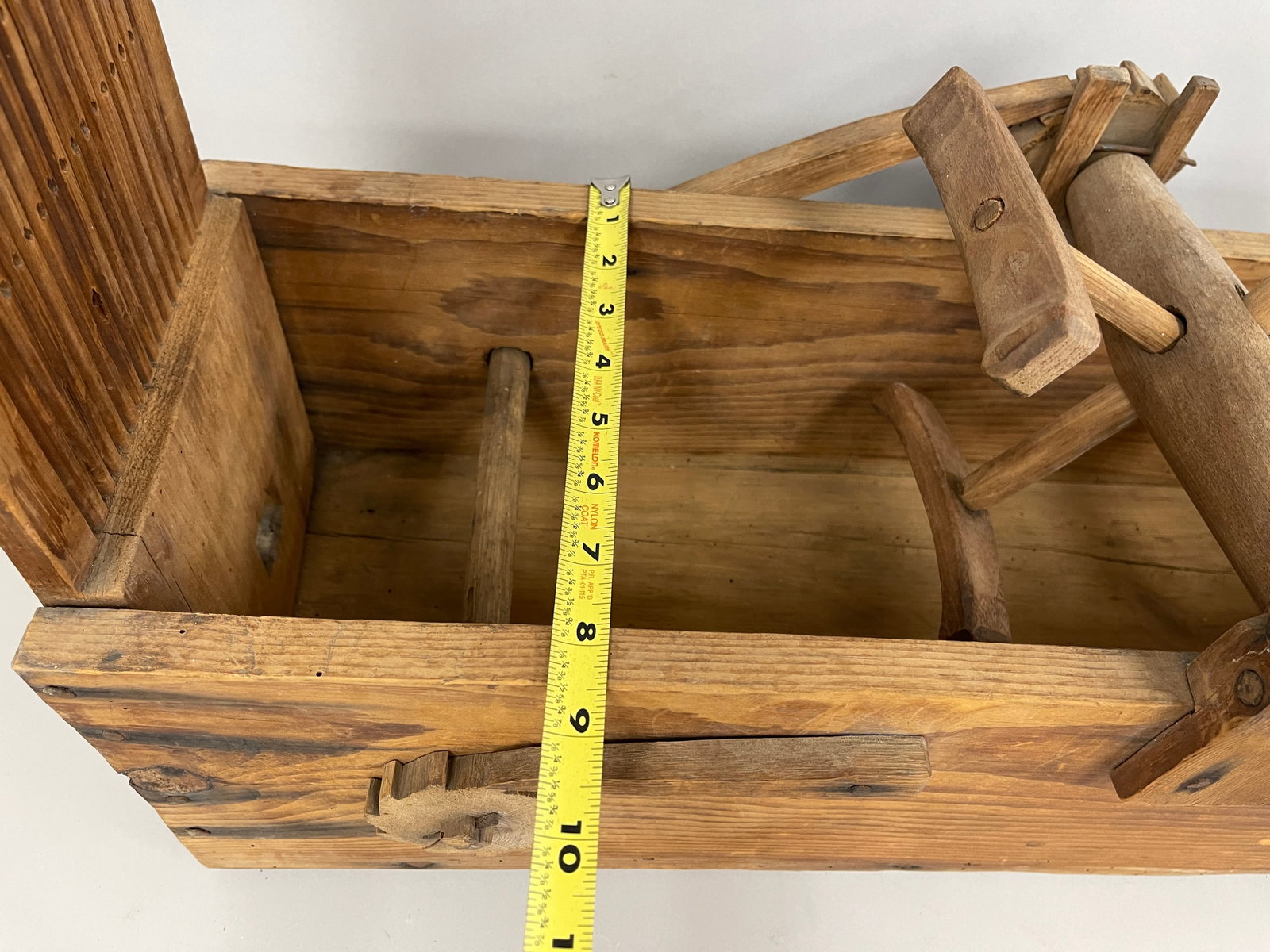 RARE TABLE TOP LOOM - 8