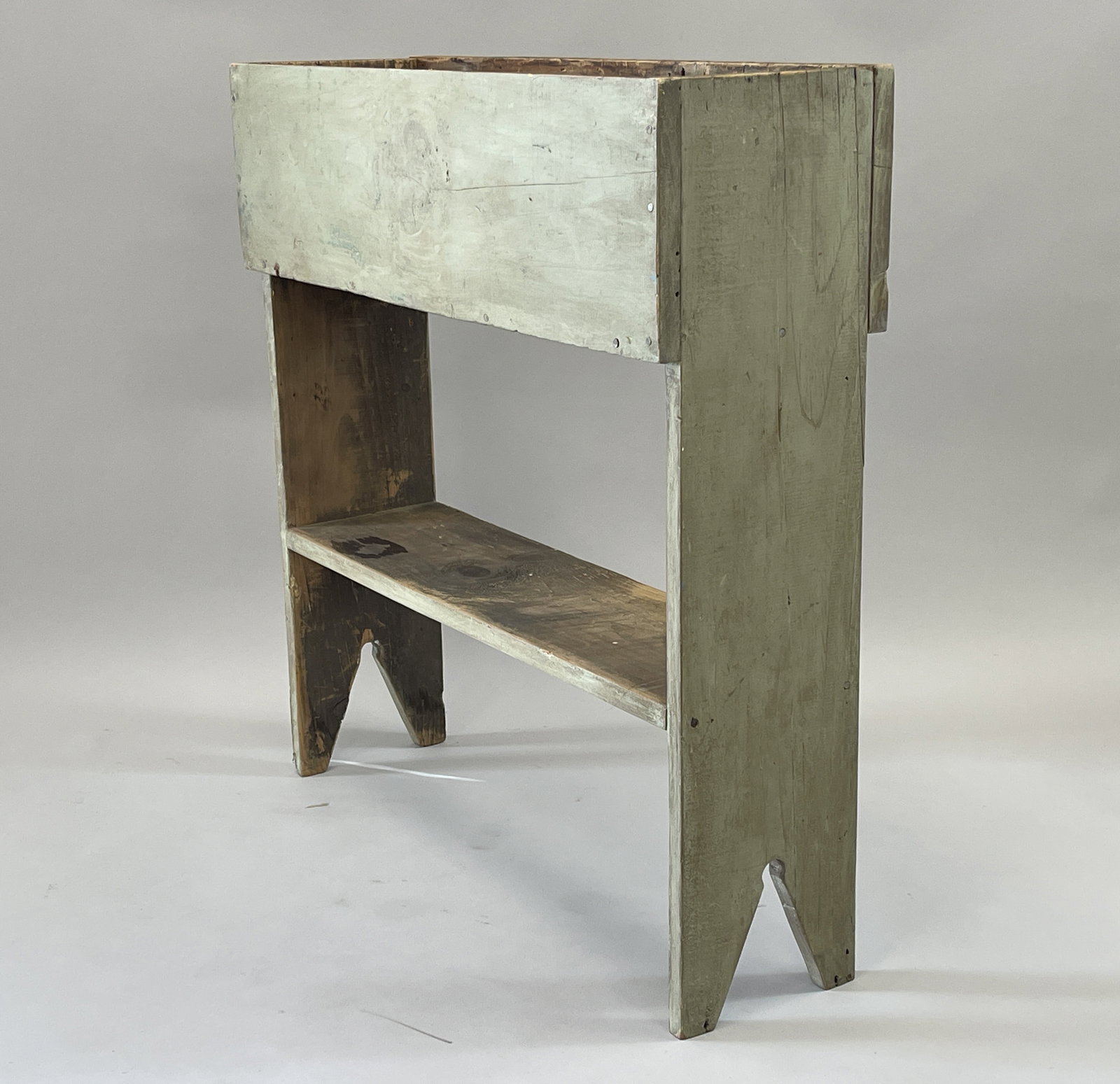 GREEN PAINTED PLANTER: GREEN PAINTED PLANTER 51 X 10 X 33