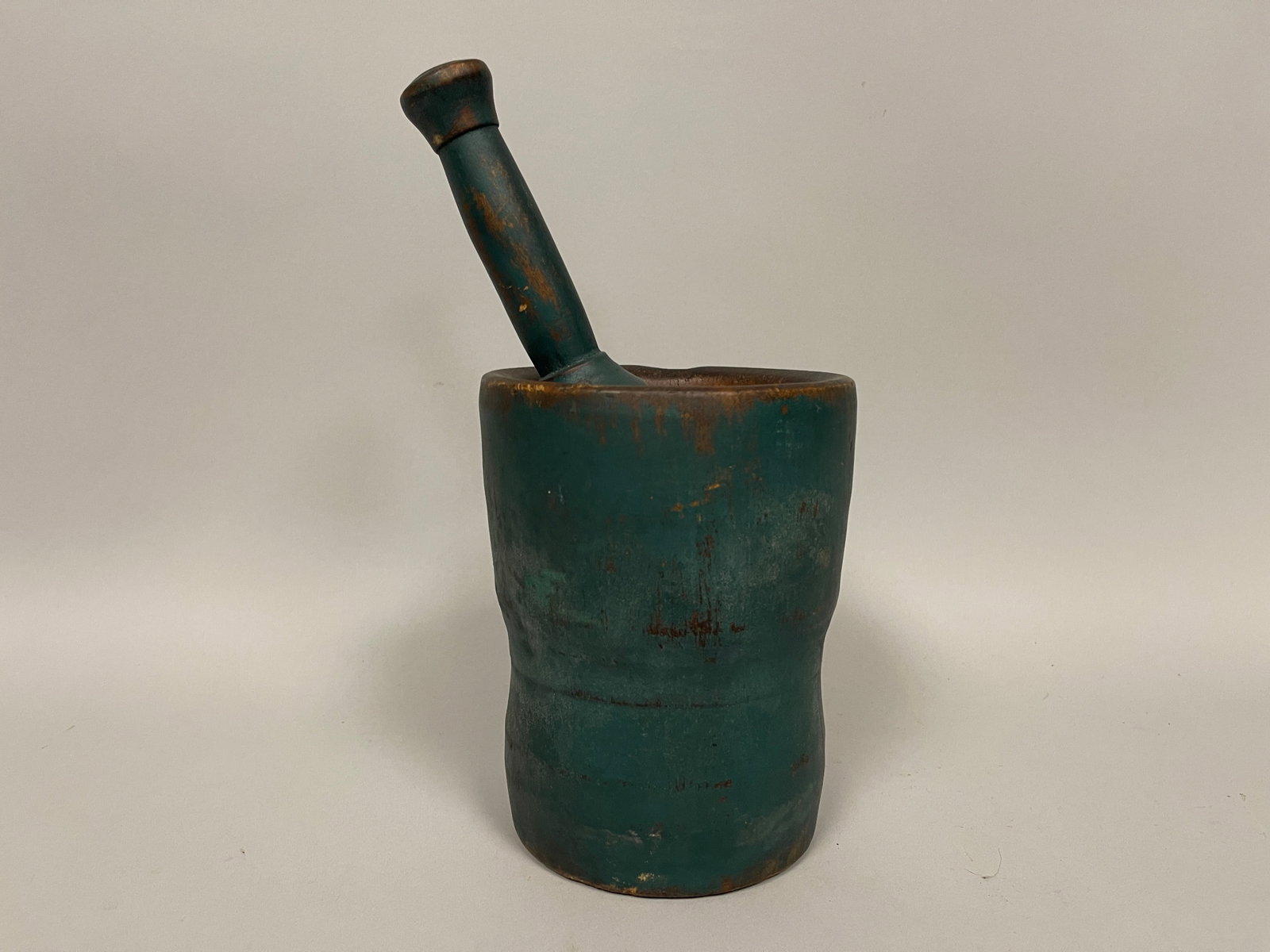 BLUE PAINTED MORTAR AND PESTLE (1 of 6)