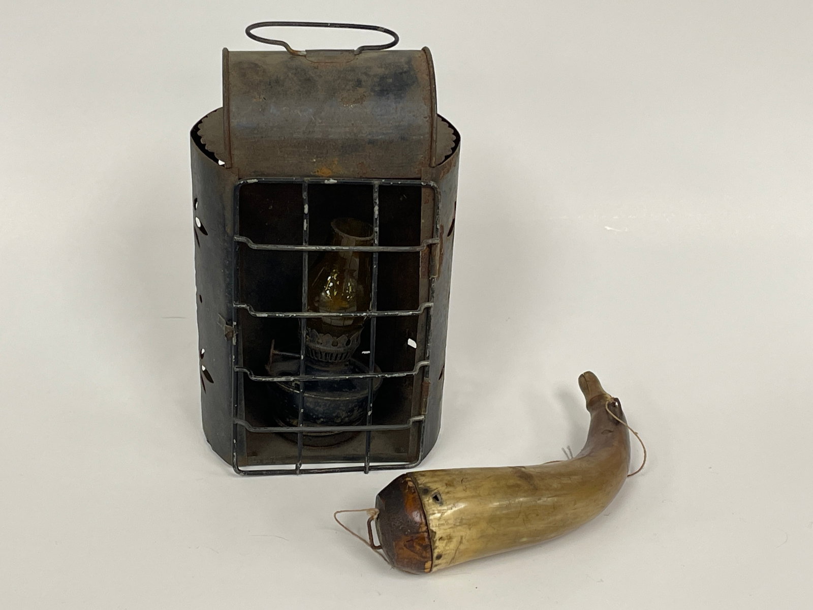 EARLY POWDER HORN , TIN LANTERN: EARLY POWDER HORN , TIN LANTERN