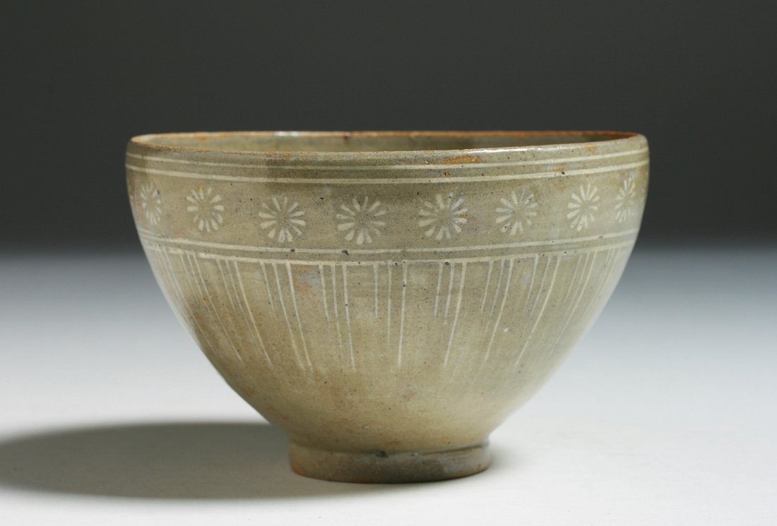 Early Korean Ceramic Tea Bowl - Slip Inlay (1 of 10)