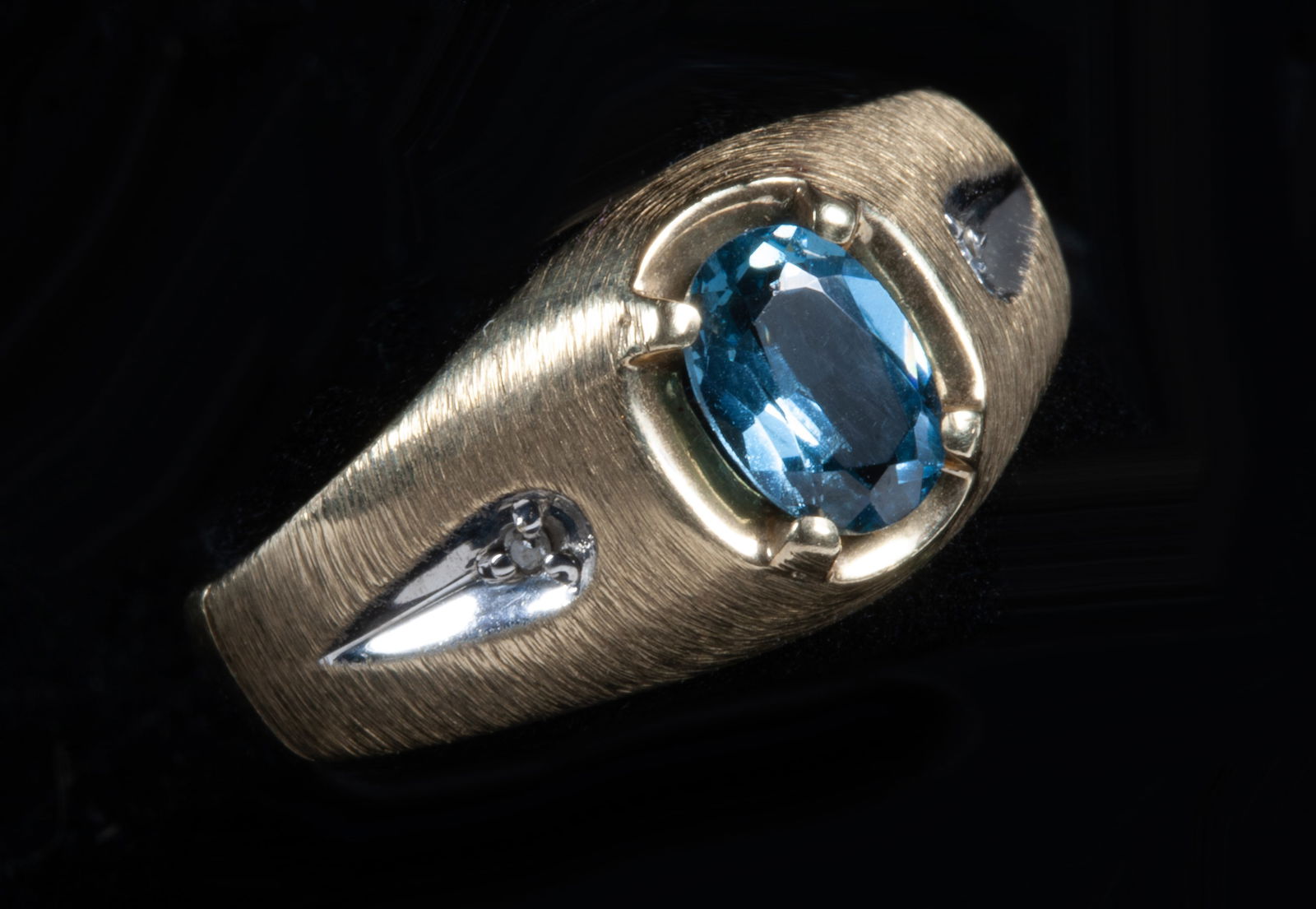 Gold Ring with Aquamarine & Diamonds - Mid-Century Modern