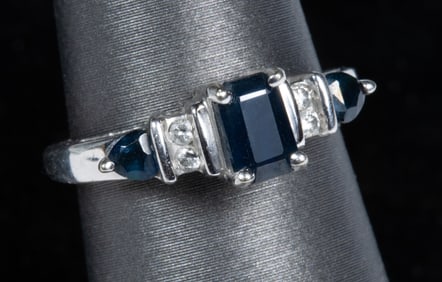 10K White Gold, Diamonds & Sapphire Ring