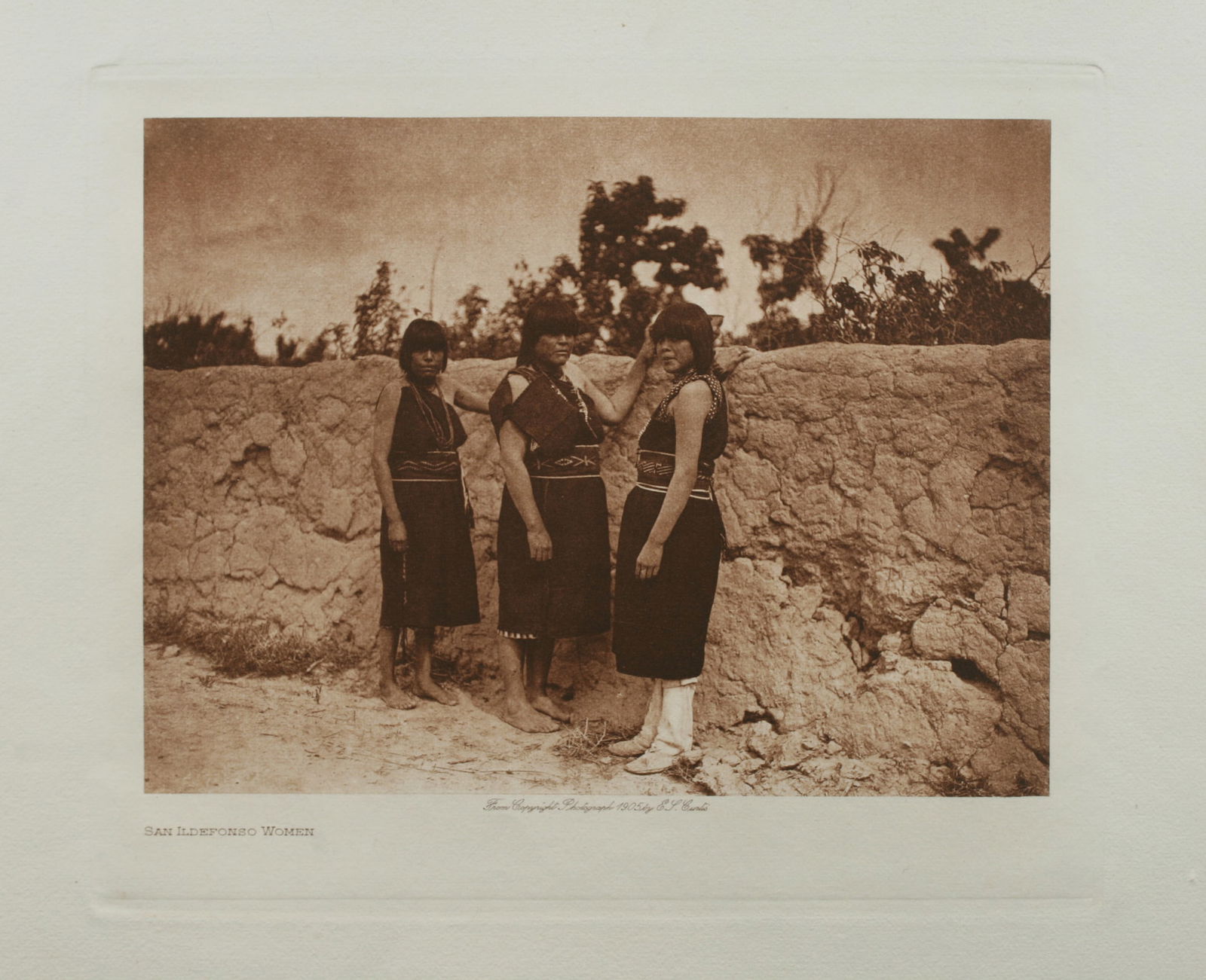 Edward Curtis Gravure Photograph "San Ildefonso Women" 1905 (1 of 6)