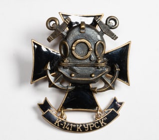 Russian Enamel  Kursk Submarine Rescue Divers Memorial Medal