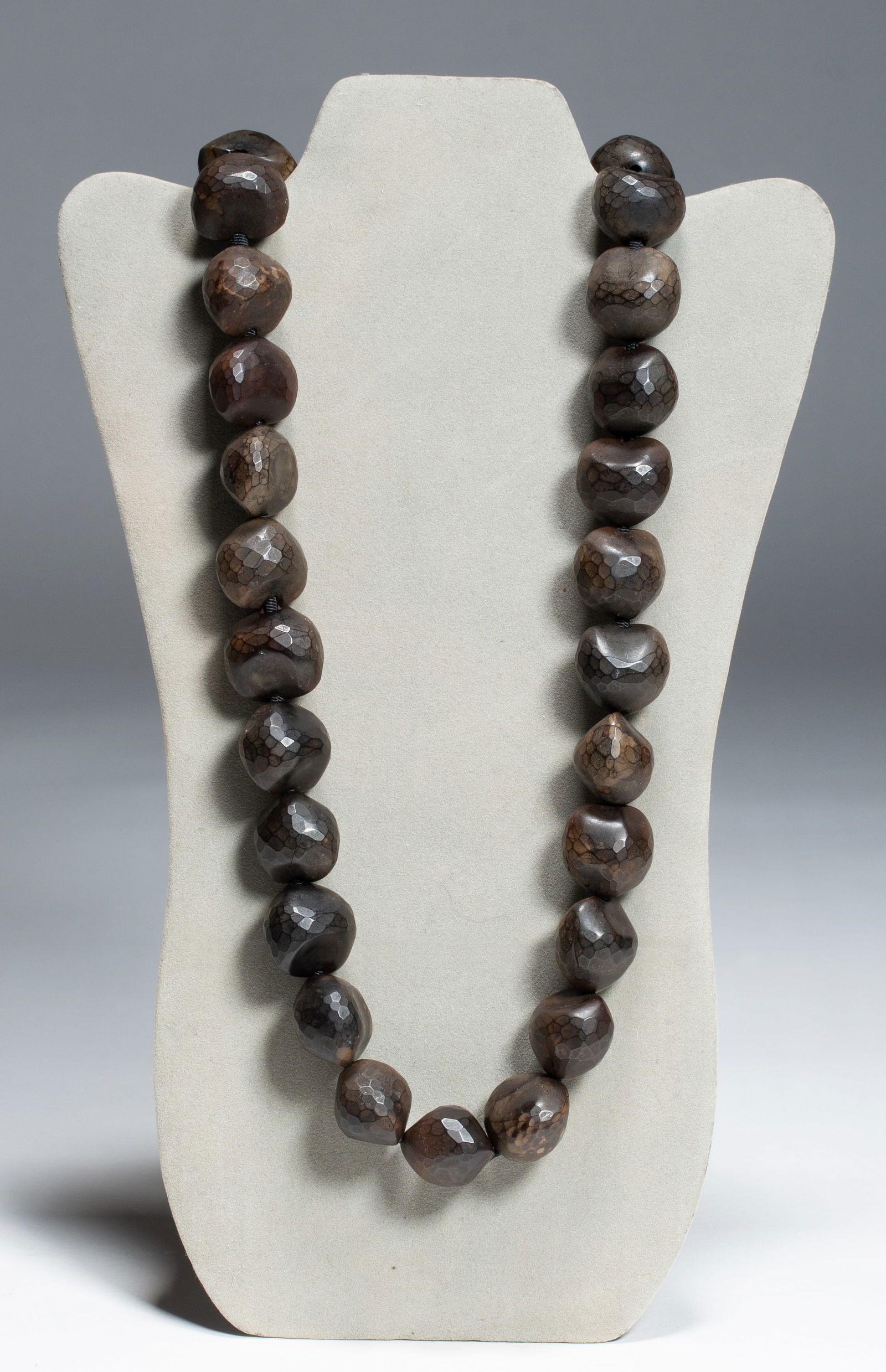 Early Hawaiian Carved Kukui Nut Necklace - 19th Century (1 of 9)