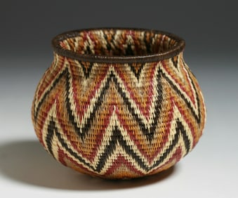 Fine Wounaan Polychrome Basket - Panama Rainforest