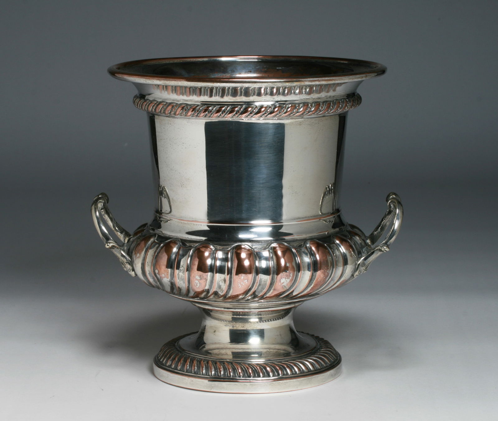 Sheffield Silver-on-Copper Champagne or Wine Ice Bucket 19th Century (1 of 6)