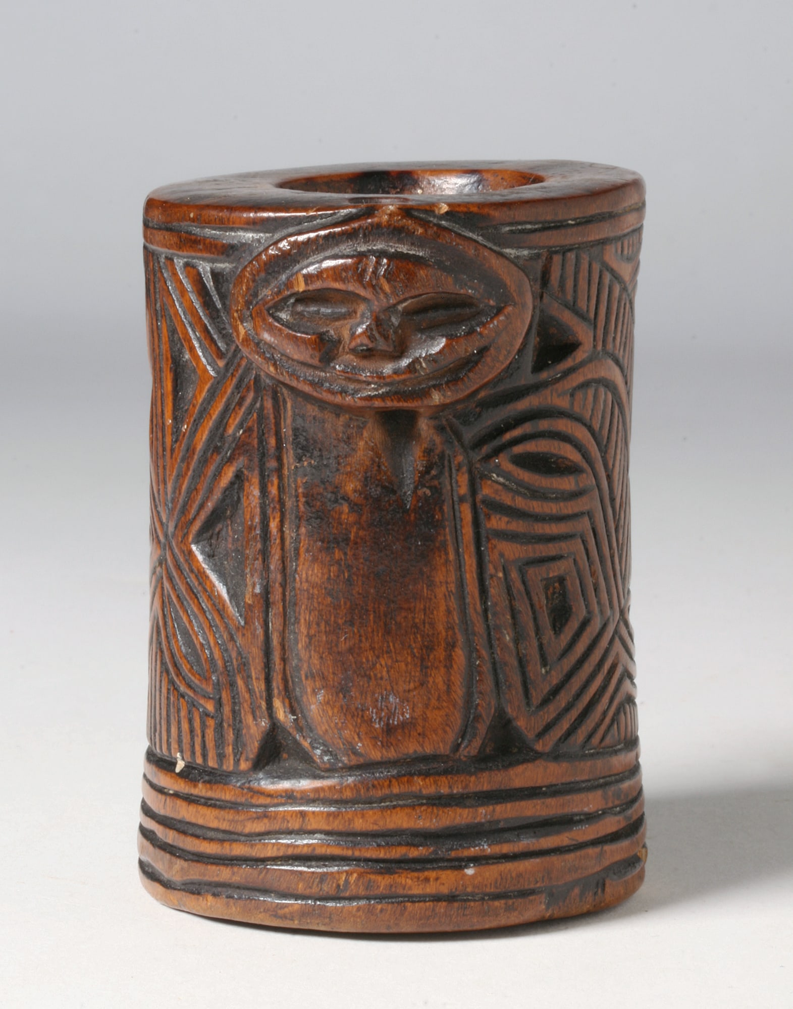 Old African Chokwe Tobacco Box - Early 20th Century (1 of 8)