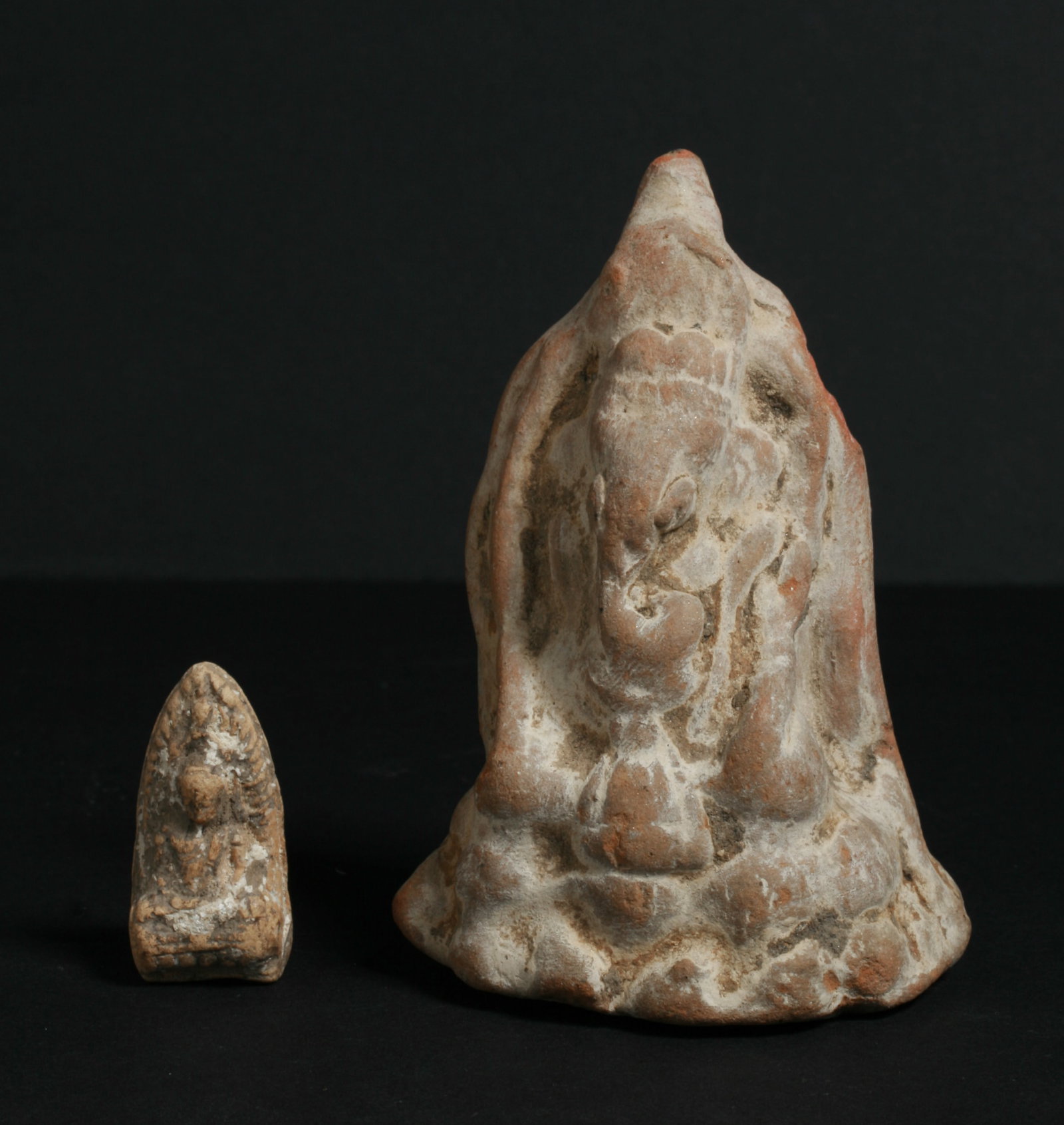 Two Ancient Southeast Asian Terracotta Figures - Ganesh and Phra Rod (1 of 7)