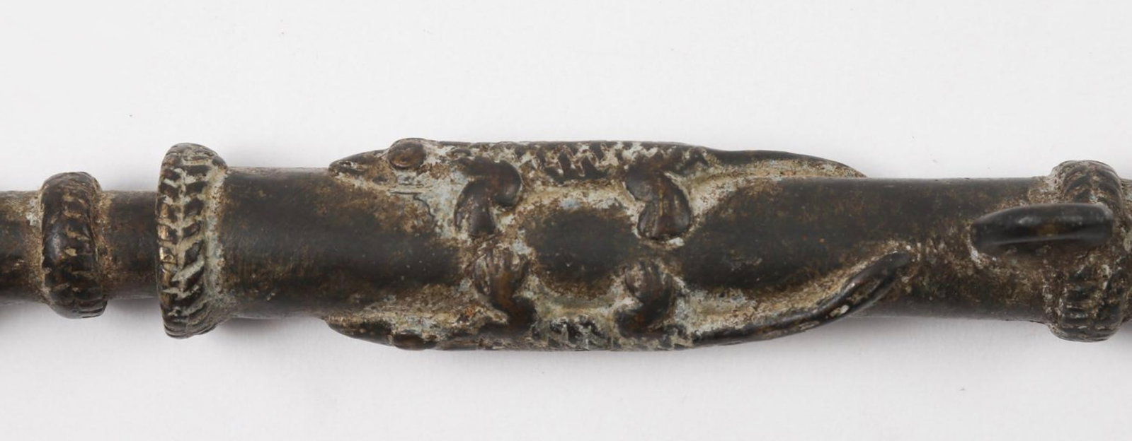 Old African Two-Piece Bronze Pipe Stem with Animals: Antique African cast bronze or brass pipe stem. Two pieces that fit together to make a long stem. Cameroon or Nigeria. Early 20th Century. Decorated with sculpted .dimensional alligators or crocodiles