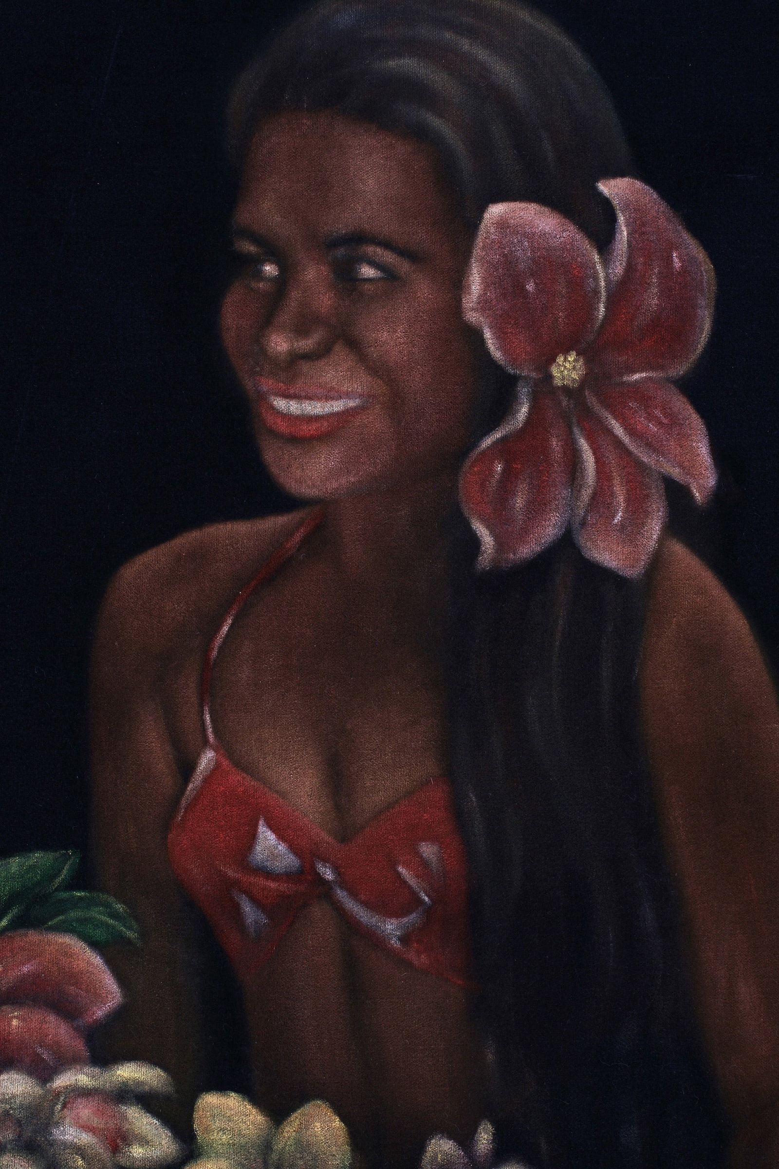 Hawaiian or Tahitian Woman a Painting On Velvet - 1950's: Large, early and beautiful Hawaiian - Tahiti - Polynesian painting on velvet, mounted in a hand-hammered copper-clad frame. Hawaii - Tahiti - Circa 1950's. Oils on black velvet (tacked onto a wood pan