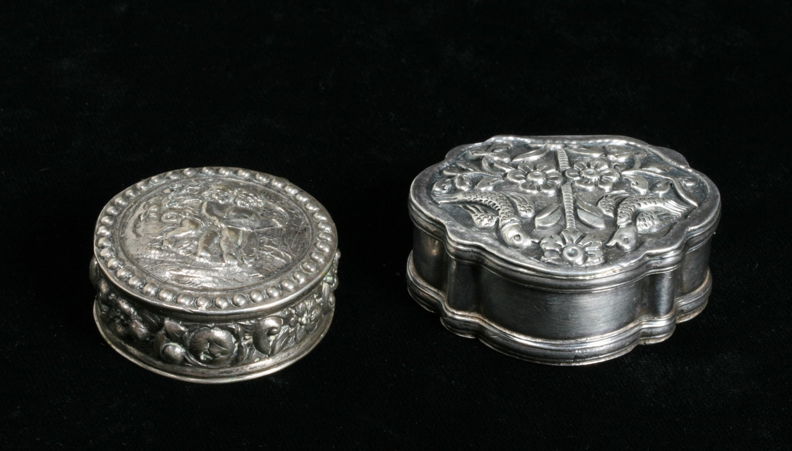 Two Antique Silver Pill Boxes - 5