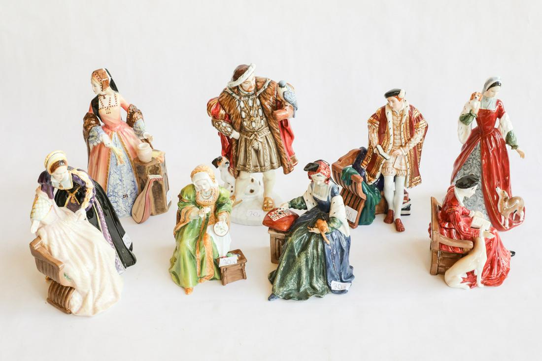 ROYAL DOULTON HENRY VIII COLLECTION (1 of 1)