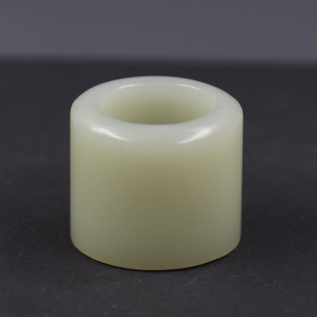 Chinese White Jade Ring. (1 of 2)