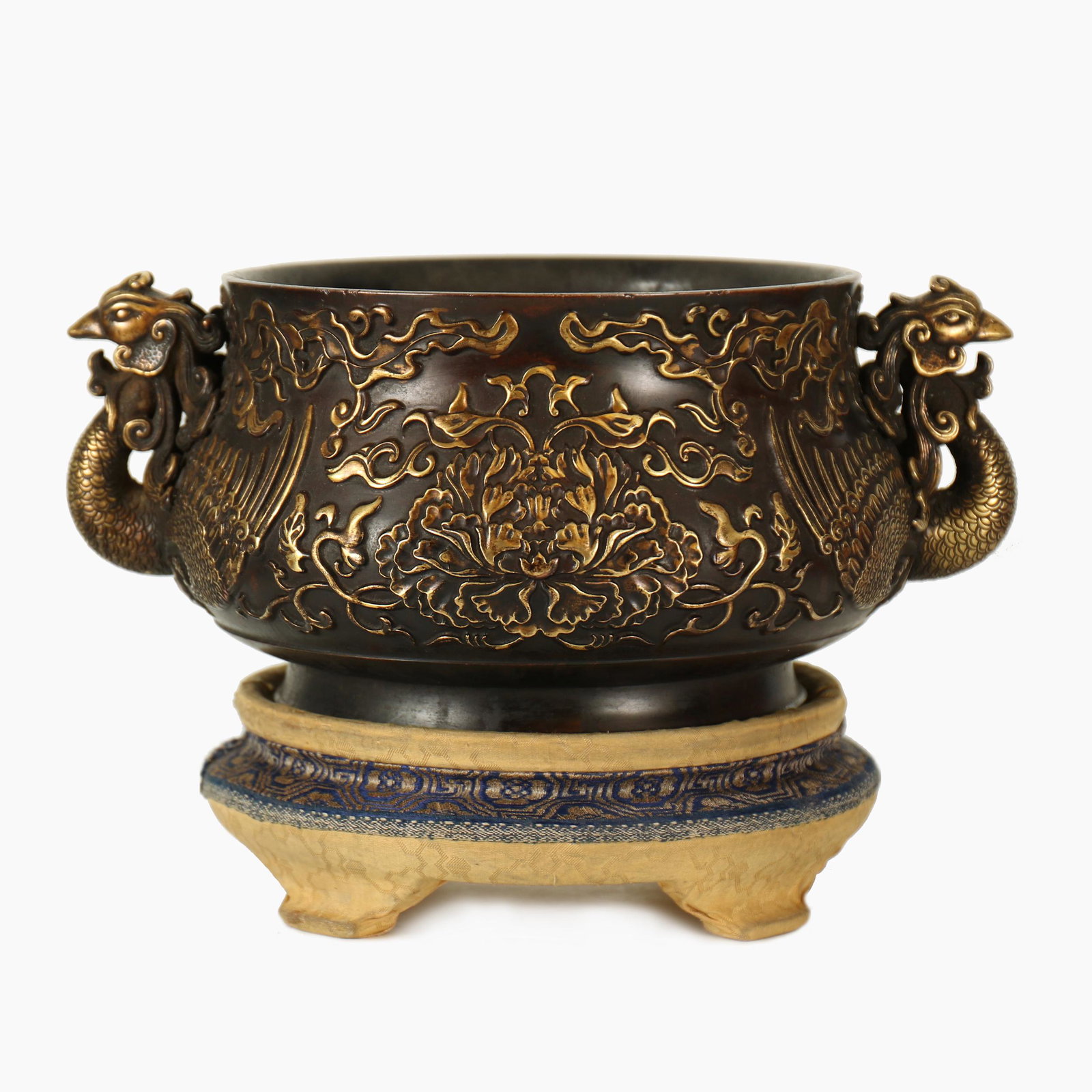 A Chinese Bronze Censer (1 of 6)
