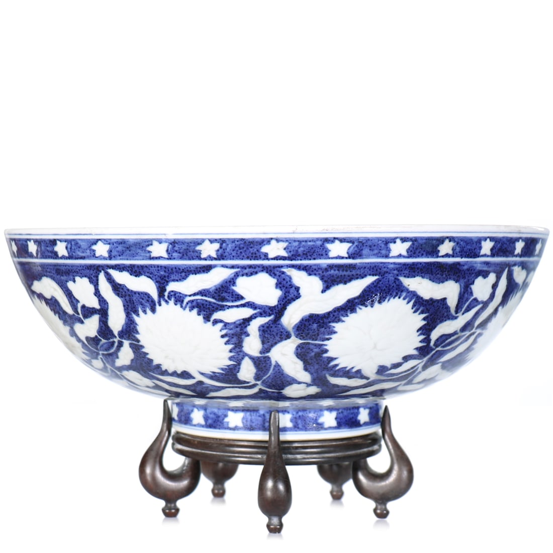 Chinese Blue And White Glazed Porcelain Big Bowl With Stand: D 28.5 cm, H 10.5 cm, 15 cm including stand.