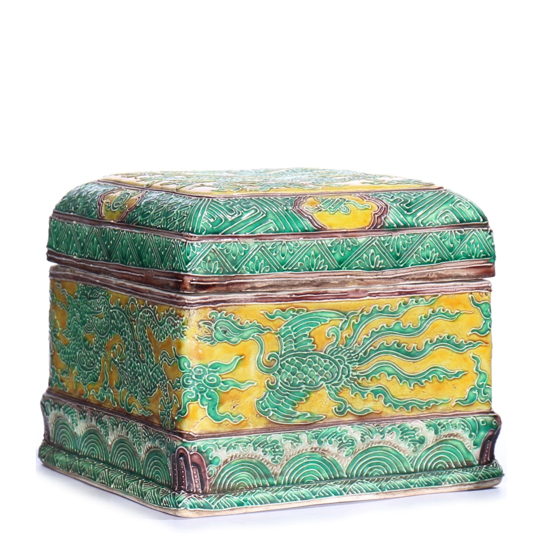 A Chinese Yellow Glazed Famille-Rose Porcelain Box (1 of 10)