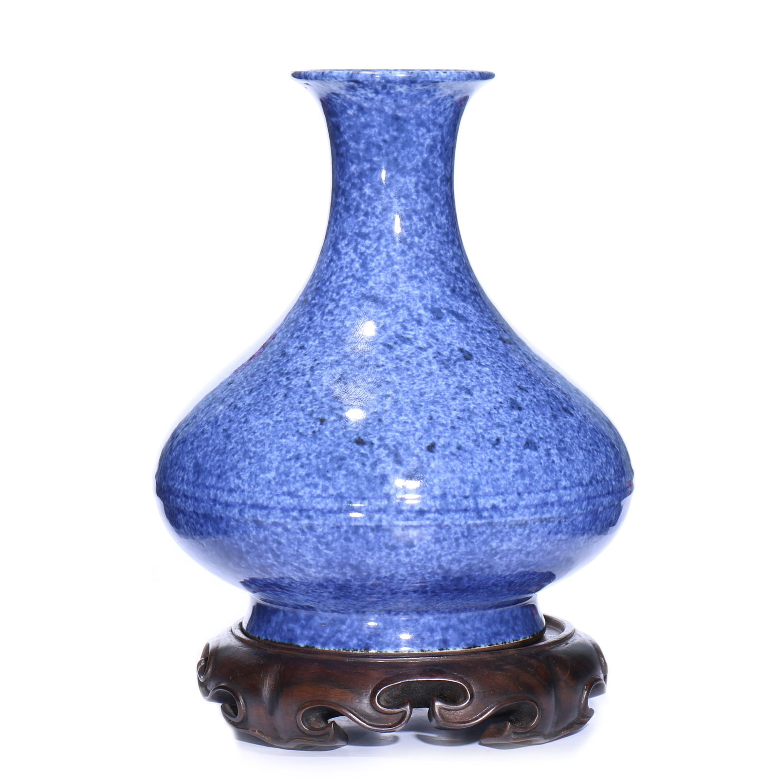 A Chinese Blue Glazed Porcelain Vase With Stand: H 20.5 cm, height including accessories 23.5 cm.