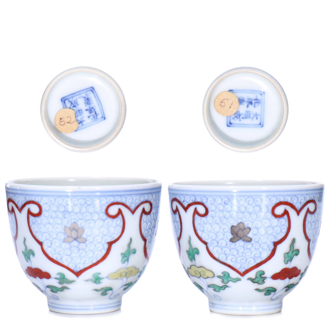 A Pair Of Chinese Dou Cai Porcelain Cup (1 of 5)