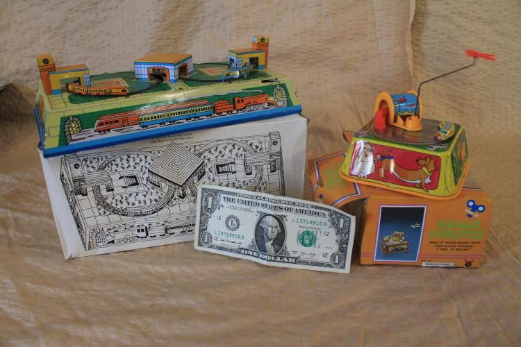 Tin toy lot: Tin toy Train and roller coaster.