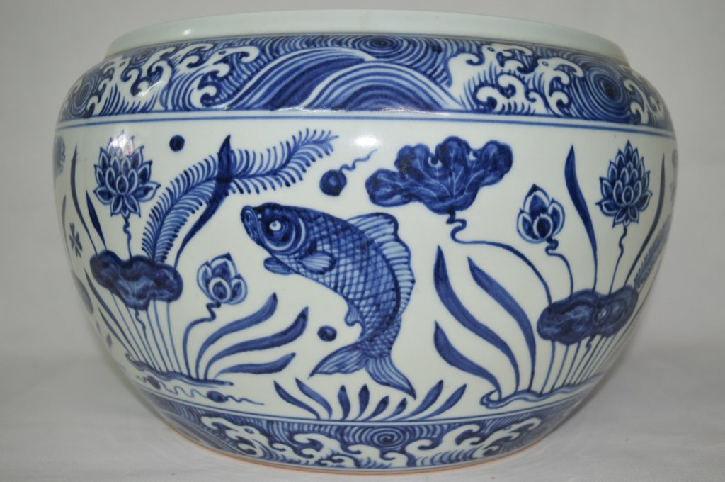 Chinese Blue and White Porcelain Brush Pot (1 of 8)