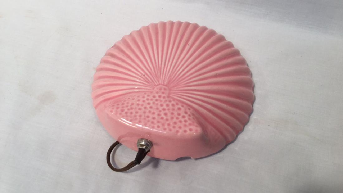 Vintage A Nelsen Shell Light model no. 602: Vintage A Nelsen Shell Light model no. 602 . Artesia, Calif 7.5"dia. 2.5"deep. Light works.