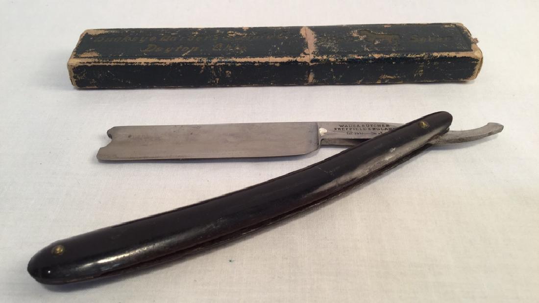 Antique WADE & BUTCHER, SHEFFIELD straight razor. (1 of 4)