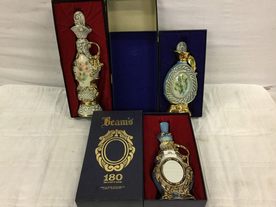 Three bourbon whiskey decanters with display boxes (1 of 2)