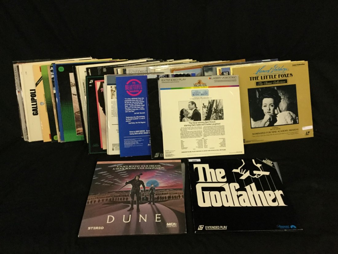 Lot of vintage Laserdiscs (1 of 2)