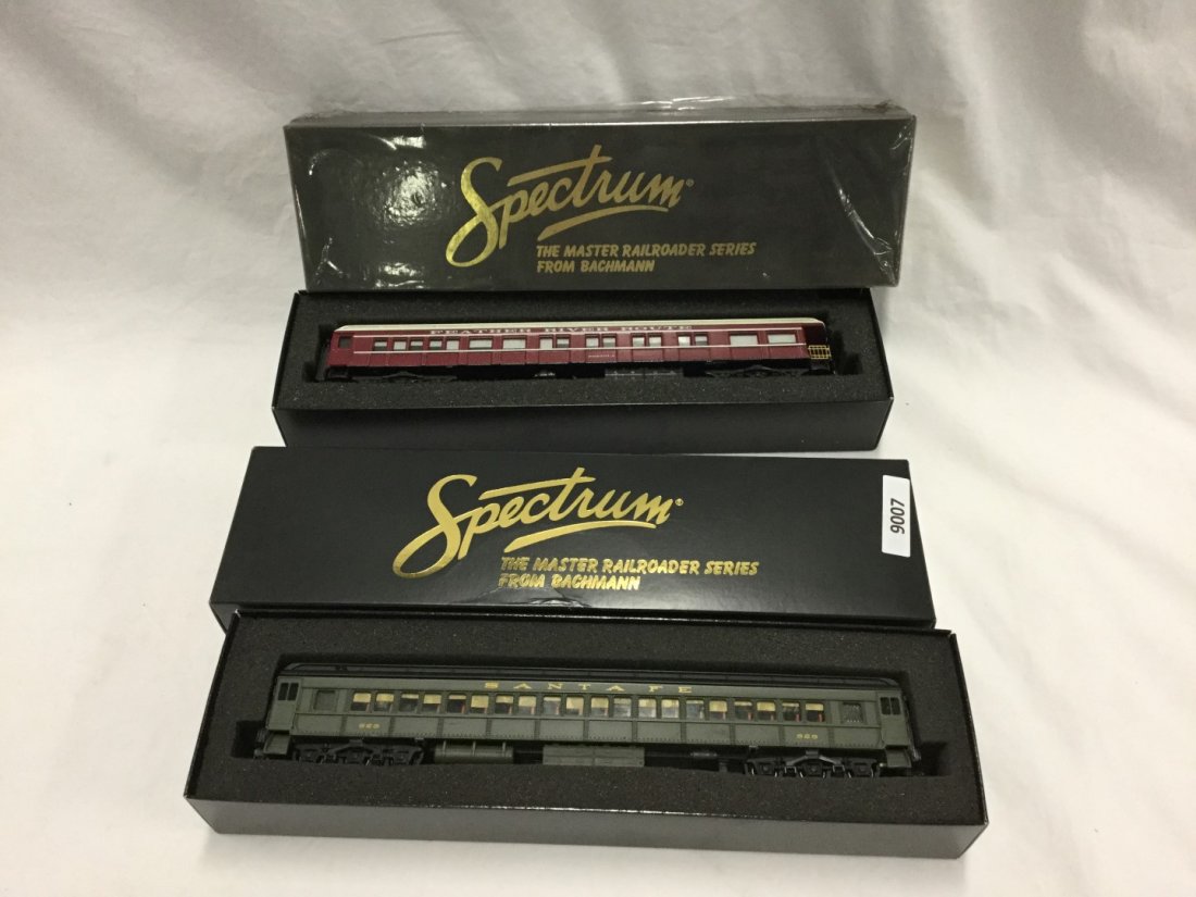 Spectrum "HO" Observation and passenger cars: Item No. 89526 Painted Observation unlettered Pullman Green, No. 89205 Heavyweight passenger and Pullman cars in Like new condition.