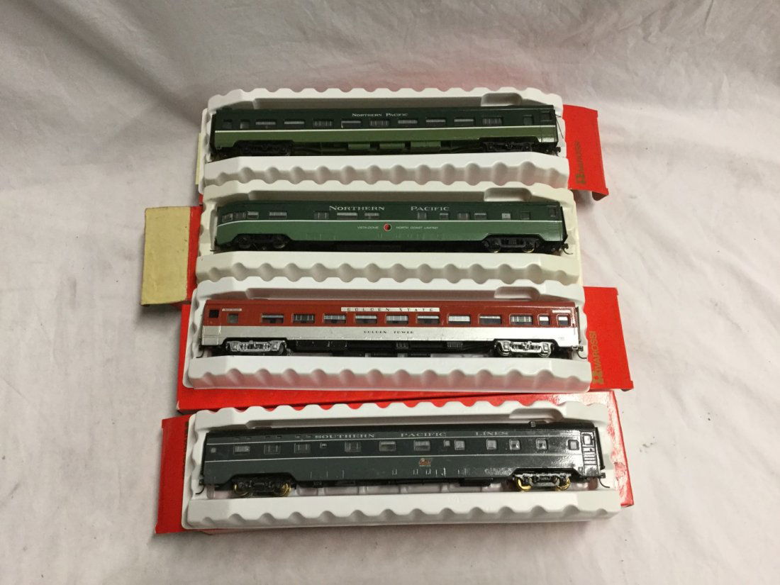 4 Rivarrossi Model trains (1 of 2)