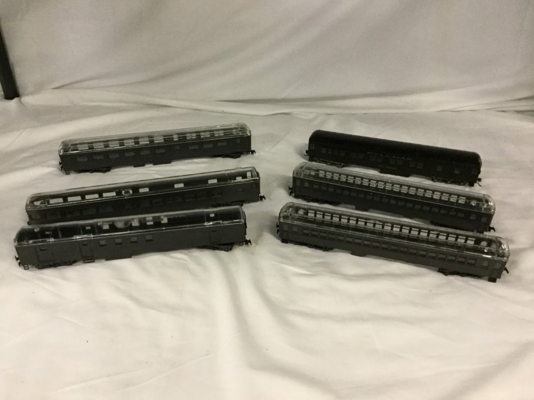 Six Pullman passenger cars: Six Pullman passenger cars