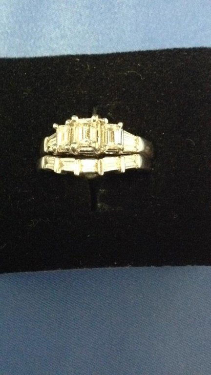 Bridal set. Emerald ring (1 of 3)