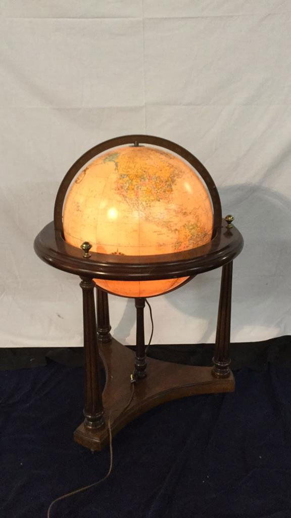 Light up globe on stand (1 of 1)